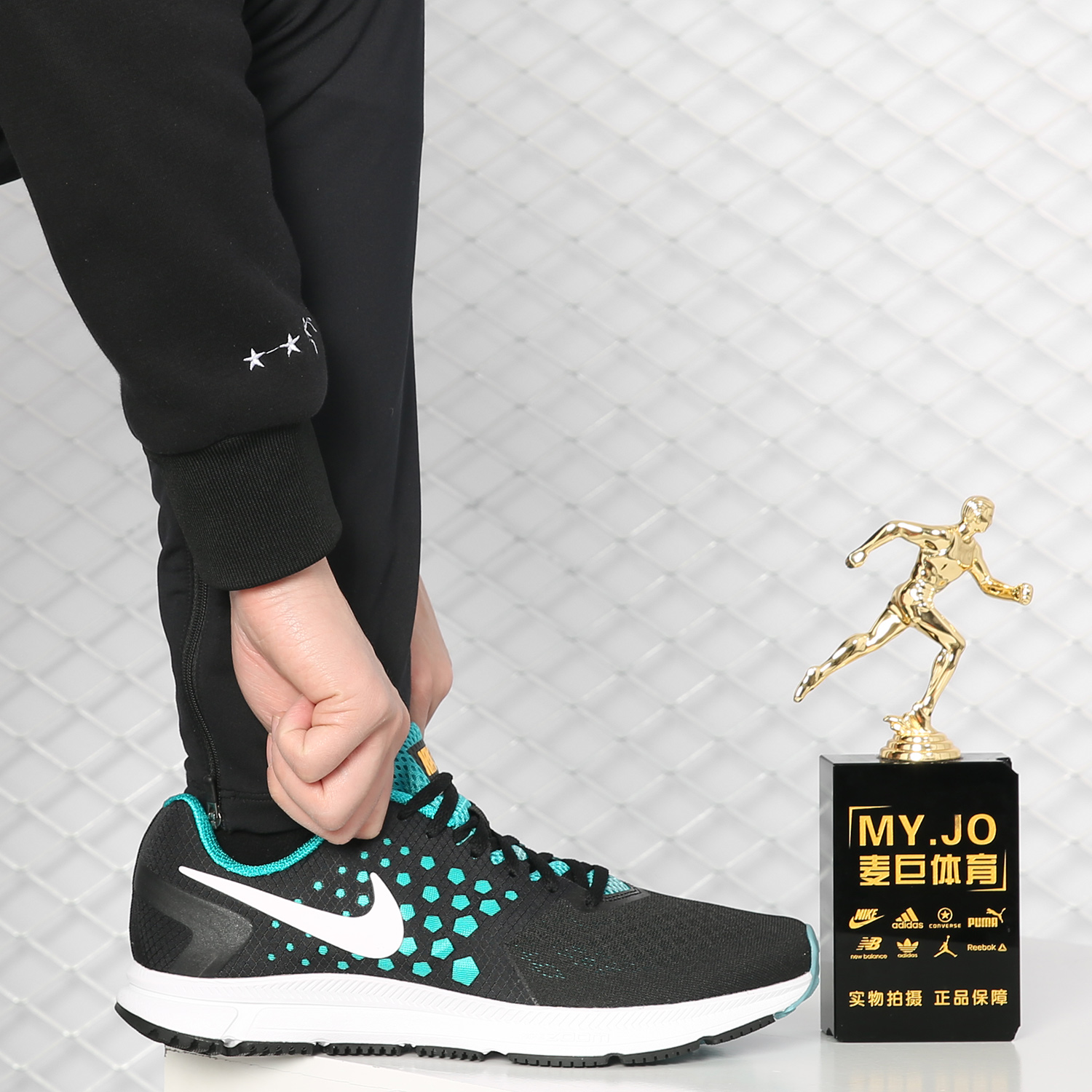 Nike/耐克正品当季新款 ZOOM 男子网面休闲运动跑步鞋852437